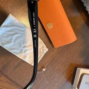 Tory Burch | Accessories | Tory Burch Black Sunglasses With  display picture 2